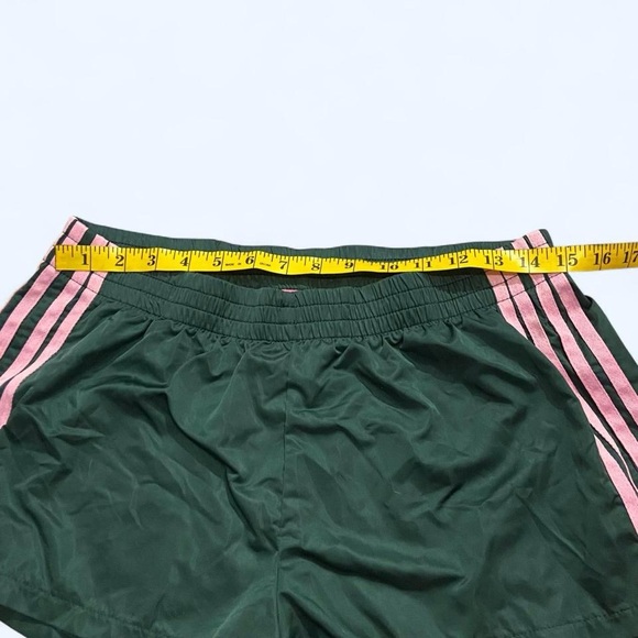 Green and pink Edikted mini micro shorts - Picture 4 of 4